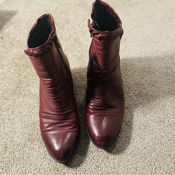 ⭐️ Women's Burgundy Leather Ankle Boots - Picture 8 of 8
